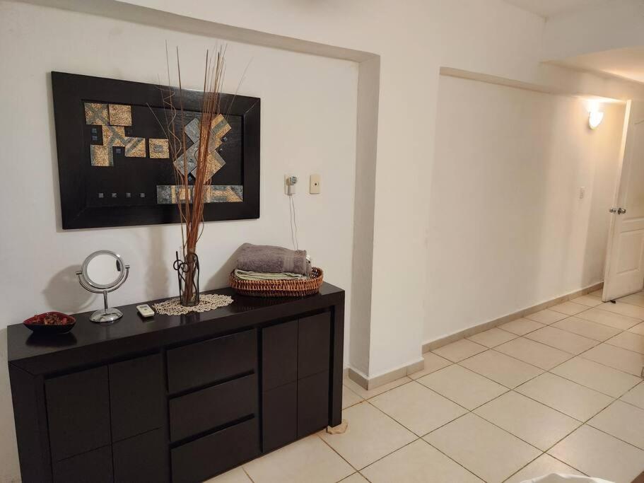 Апартаменты Departamento De Lujo. Seguridad 24. Playa A Pasos. Акапулько Экстерьер фото